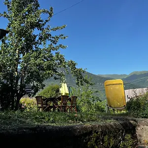 Maison De Village Avec Vue Sur Les Montagnes Et Jardin Privatif Hébergement de vacances